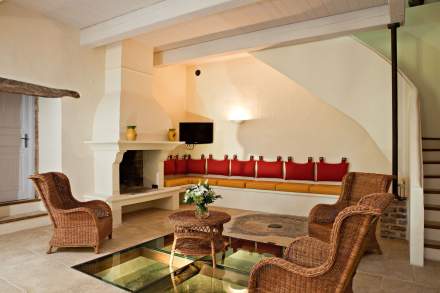 Moulin Livingroom, Vineyard Estate · Guest House Var, Provence